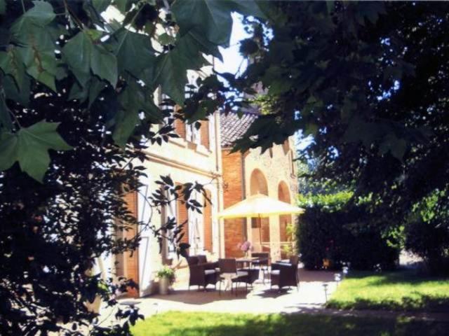 Le Platane Acomodação com café da manhã Lafrançaise Exterior foto